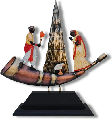 Meji & Pepa Sculpture